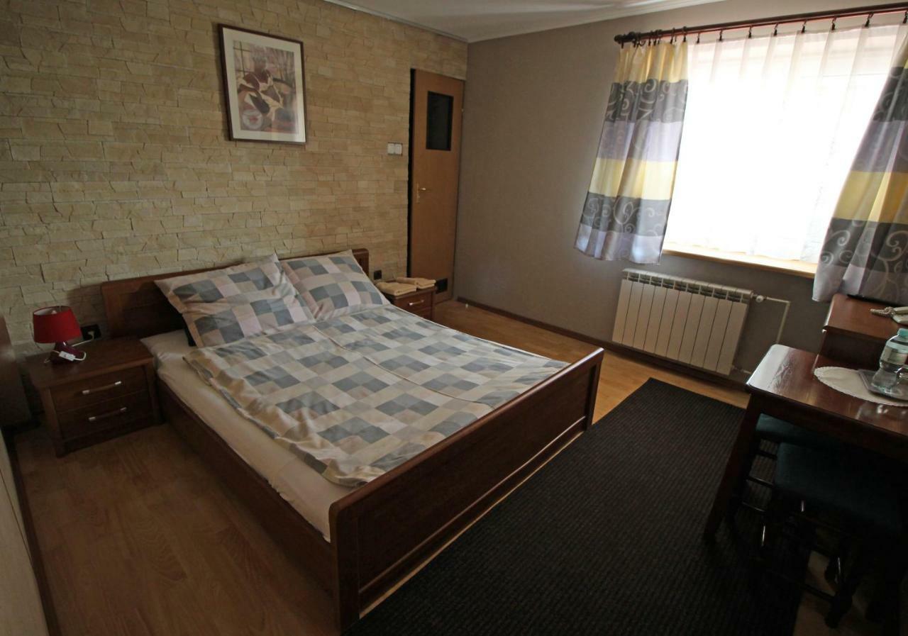 Motel Bar Malwa Aleksandrów Łódzki Exterior foto